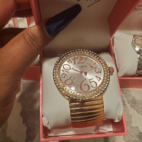 Betsy Johnson Watches - Picture 2 of 8